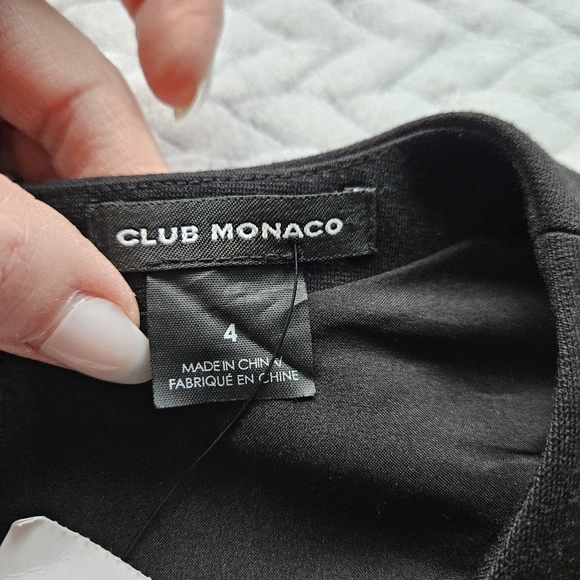 Club Monaco Deslyn Black Sleeveless Top Size 4 - Picture 3 of 11